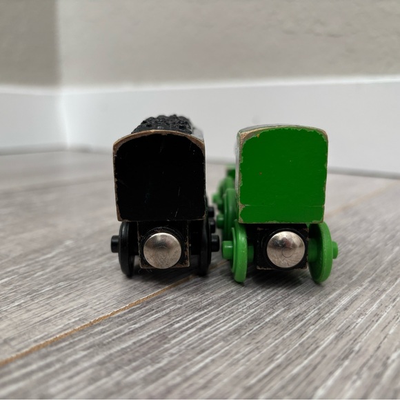 Wooden Flying Scotsman with One Tender - Picture 4 of 14